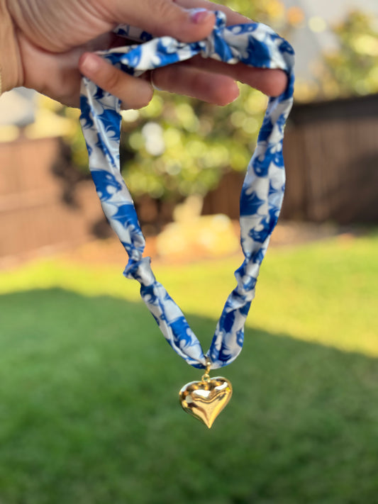Bubble Heart Bobcat Scarf Necklace