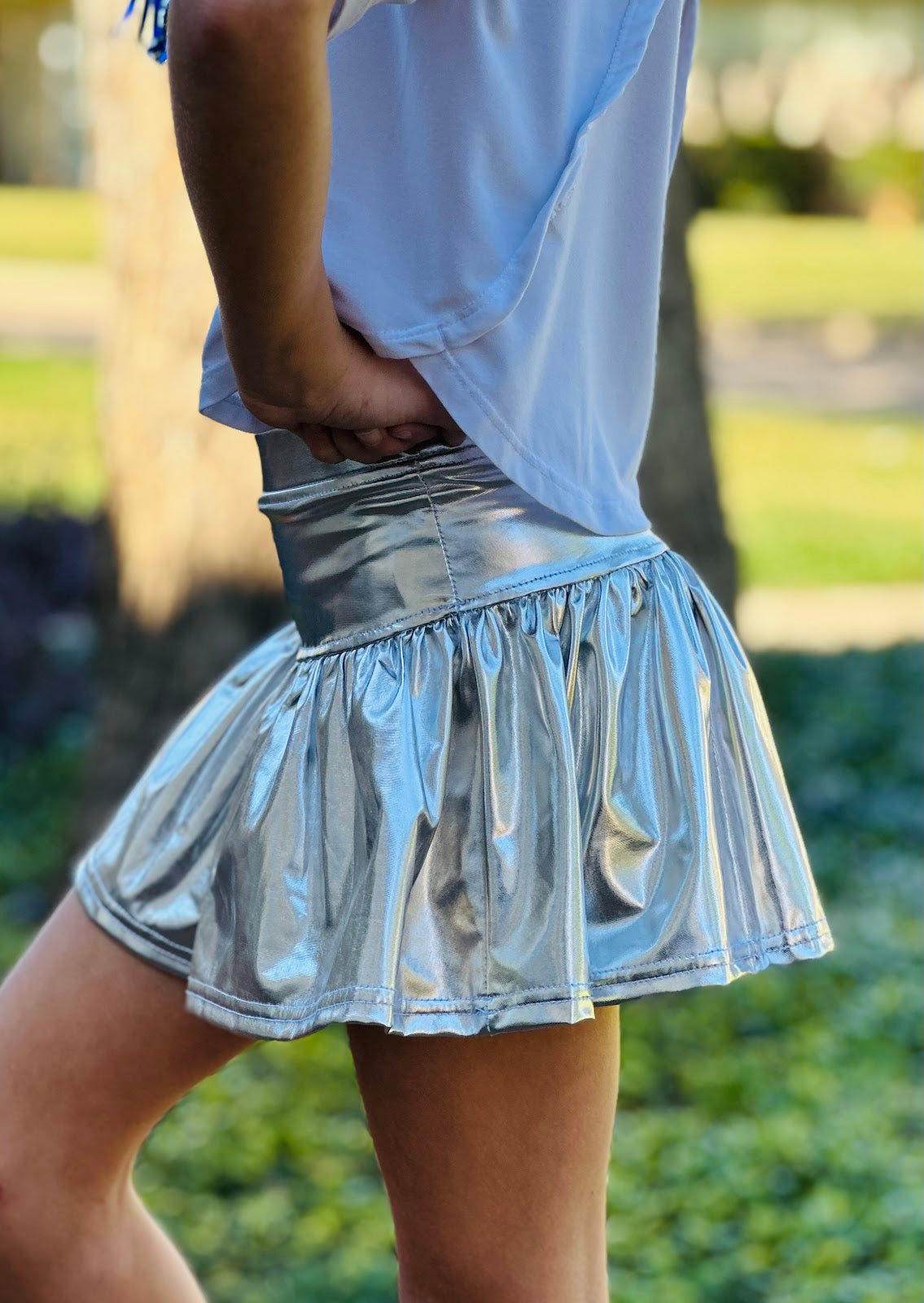 Azarhia Metallic Skort